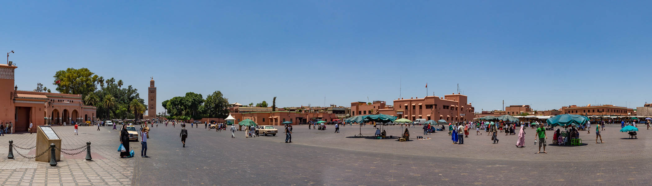 Marrakech : place Jemaa el-Fna