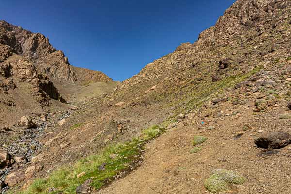 Montée au tizi n’Tacheddirt, 3170 m