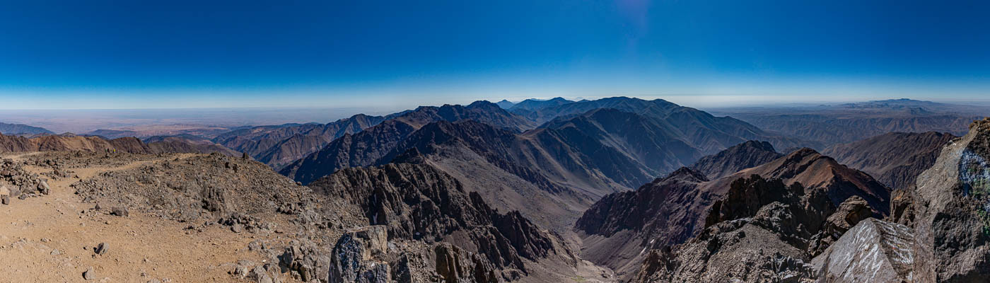 Sommet du Toubkal, 4167 m : vue est