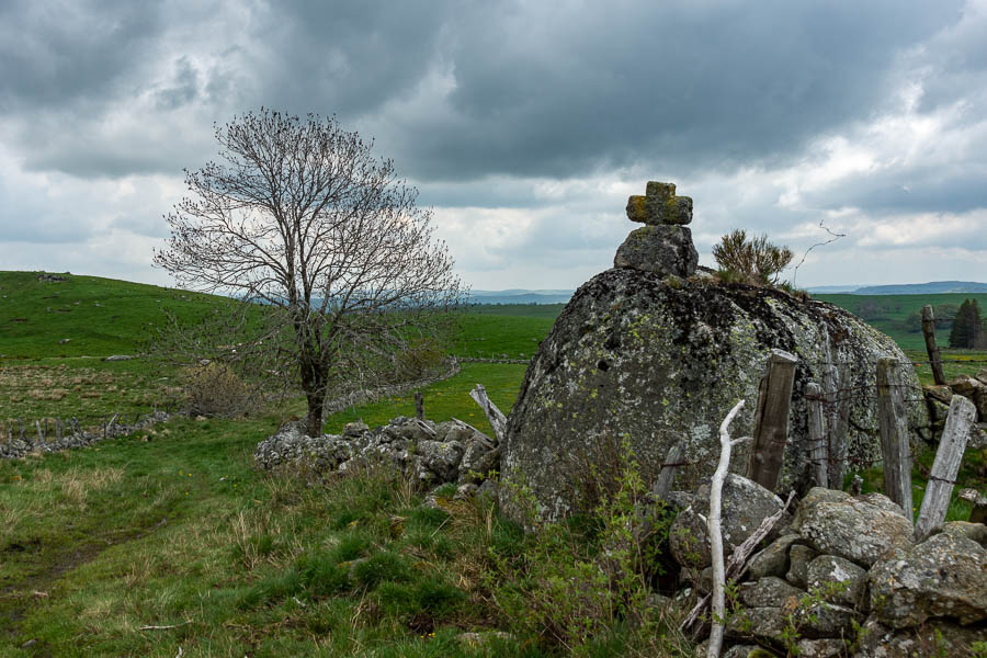 Croix près du Berthot