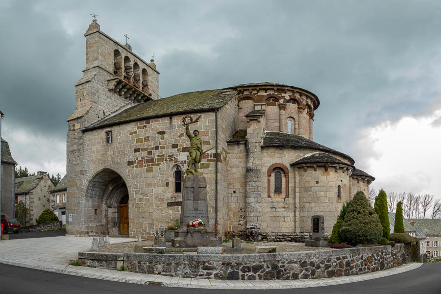 Saint-Urcize : église