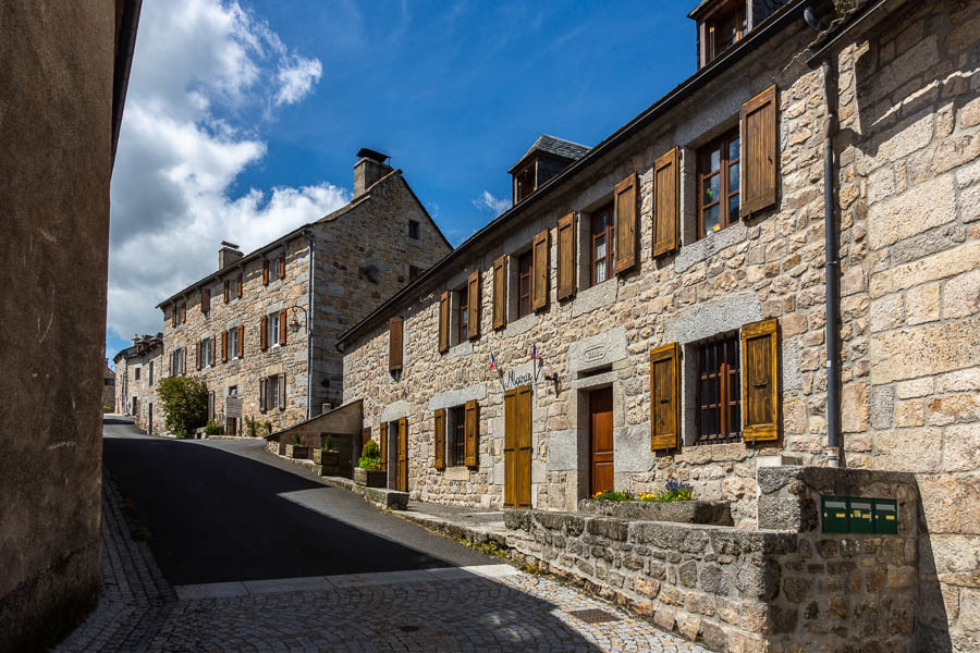 Termes : mairie
