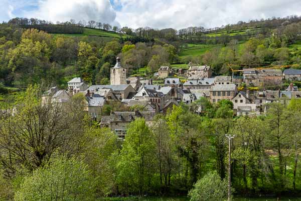 Saint-Chély-d'Aubrac, 800 m