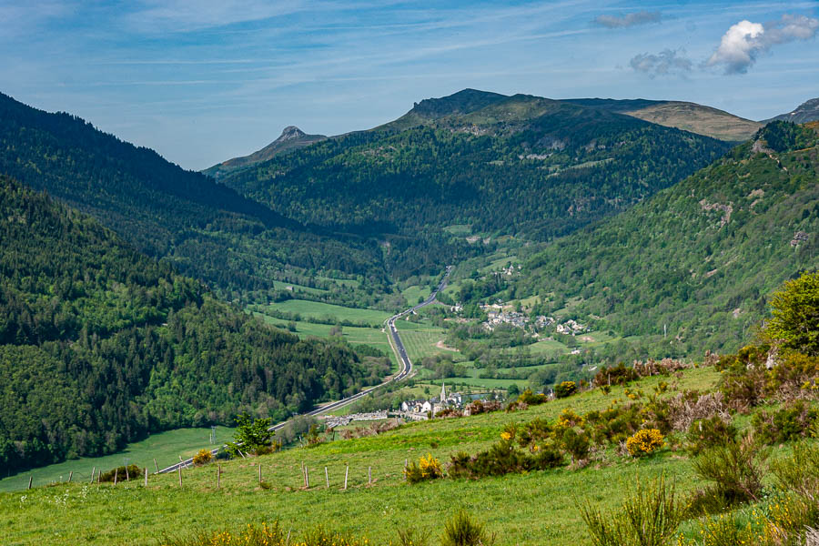 Vue vers Laveissière