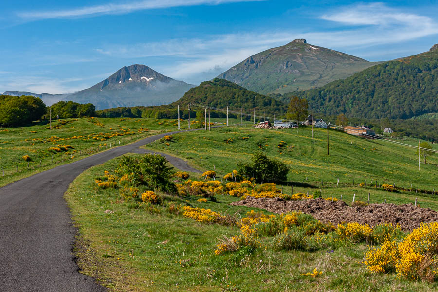 Puy Mary et puy de la Tourte