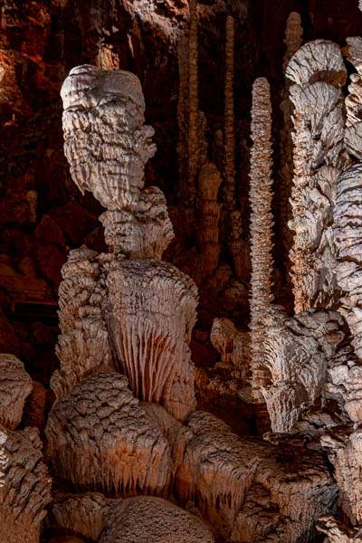 Causse Méjan, aven Armand : stalagmites