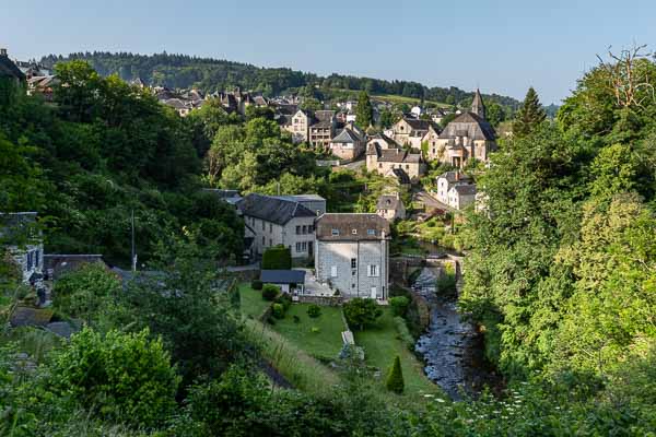 Treignac : vieux pont sur la Vézère