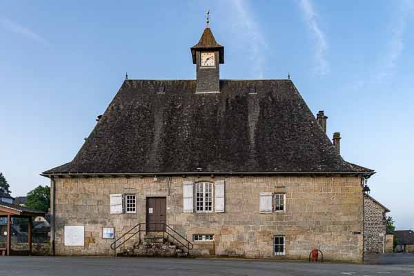 Chaumeil : mairie