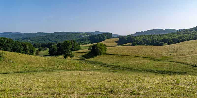 Paysage corrézien près du puy de Serre