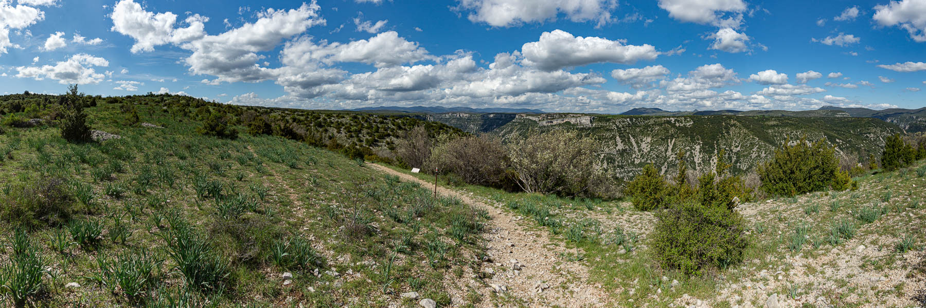 Cirque de San Peyle et causse de Blandas