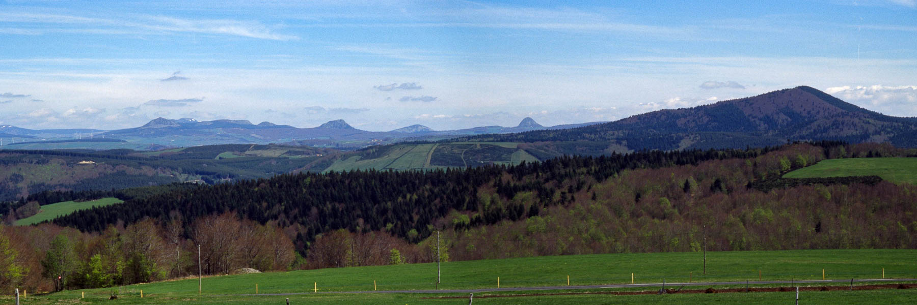 Plateau ardéchois, le Mézenc et le Gerbier
