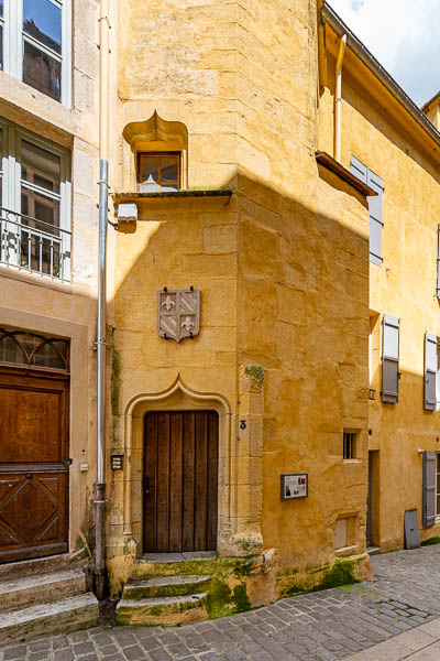 Avallon : tour Catin