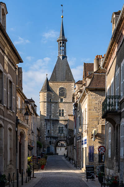 Avallon : tour de l'Horloge (XVe)