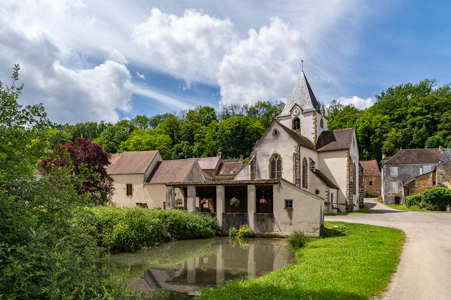 Domecy-sur-le-Vault : église