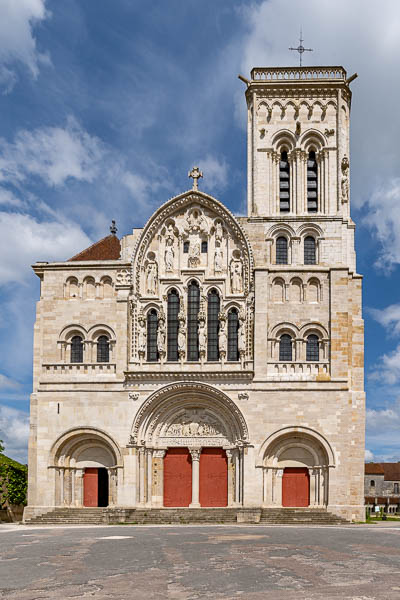 Basilique de Vézelay : façade