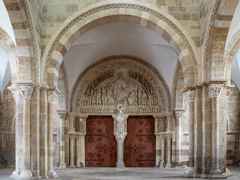 Basilique de Vézelay : narthex