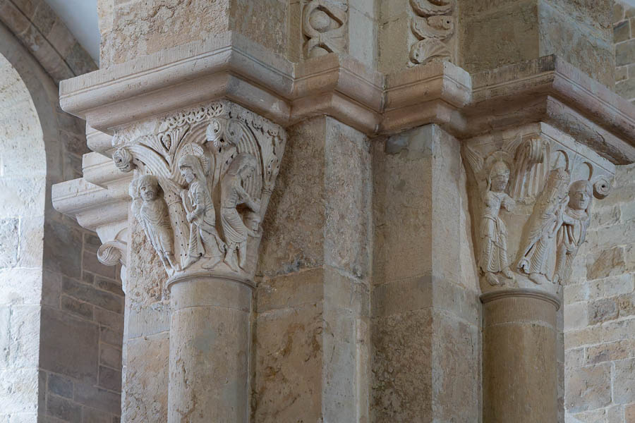 Basilique de Vézelay, narthex : chapiteaux