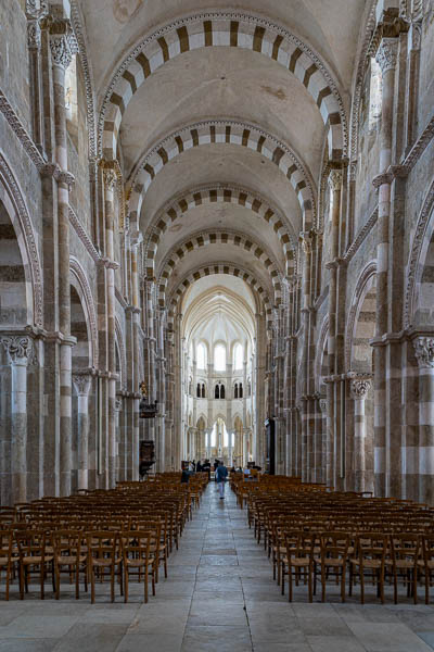 Basilique de Vézelay : nef