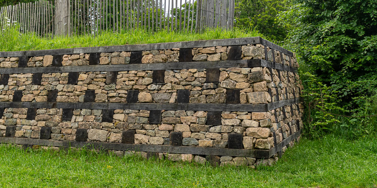 Bibracte : porte du Rebout