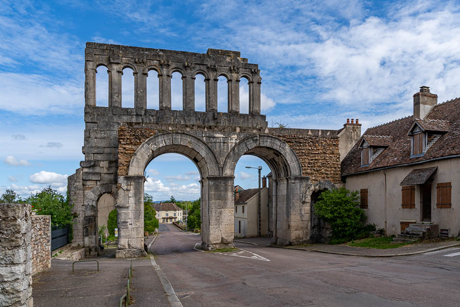 Autun : porte d