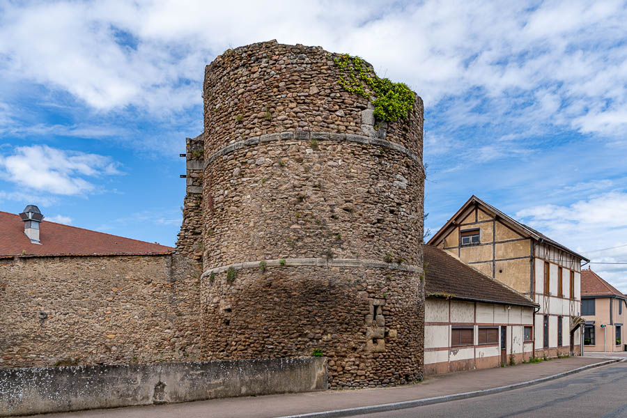 Autun : remparts de Marchaux, XIe