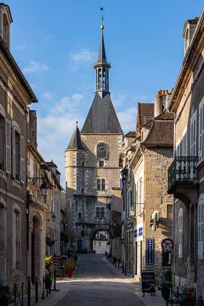 Avallon : tour de l'Horloge (XVe)