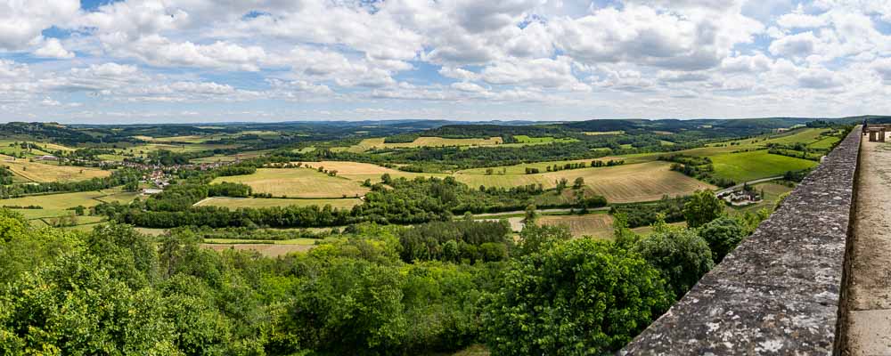 Vézelay : vue du parc du château