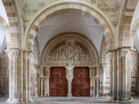 Basilique de Vézelay : narthex