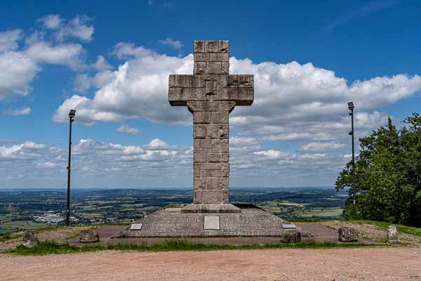 Autun, croix de la Libération