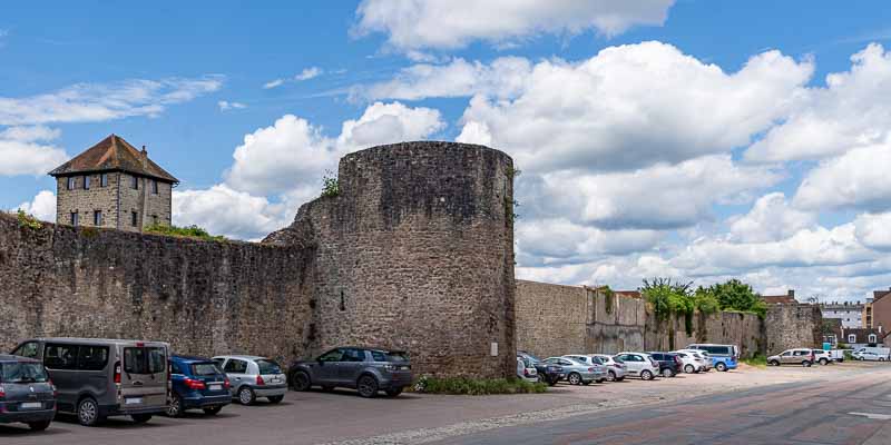 Autun : remparts de Marchaux, XIe