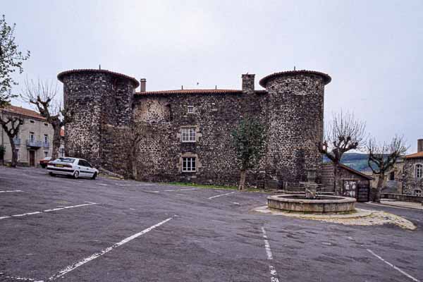 Le Monastier-sur-Gazeille : château
