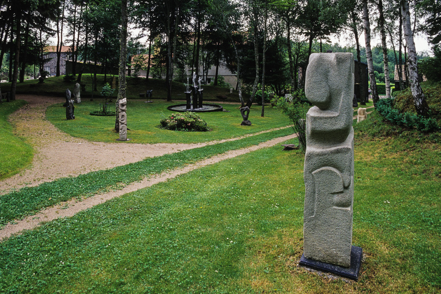 Les Goulots : le jardin de pierre