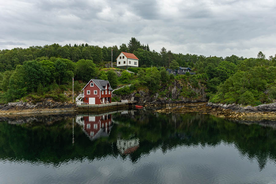 Passage entre les îles : Bruknappen