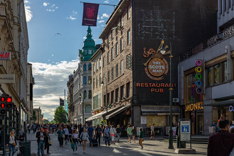 Oslo : Karl Johans gate