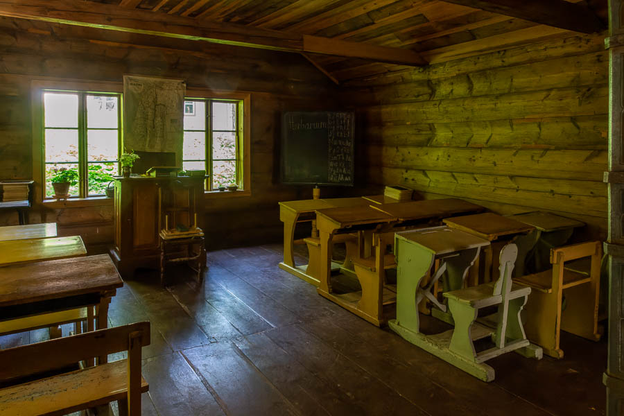 Oslo, Norsk Folkemuseum : école, 1866