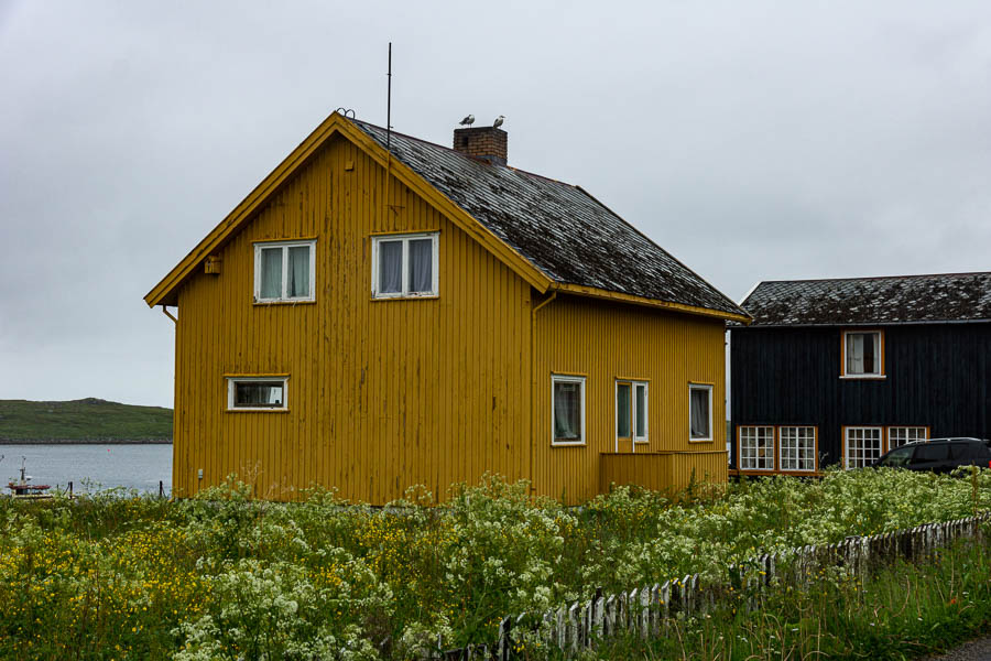 Gjesvær : maison de bois