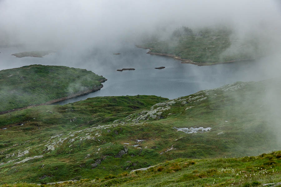 Brume sur le Langelivatnet