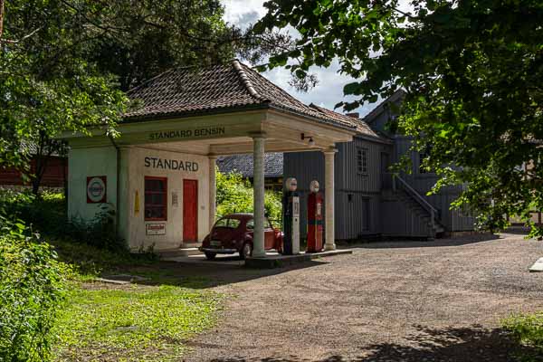 Oslo, Norsk Folkemuseum : station d'essence