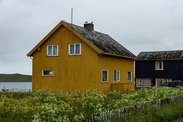 Gjesvær : maison de bois