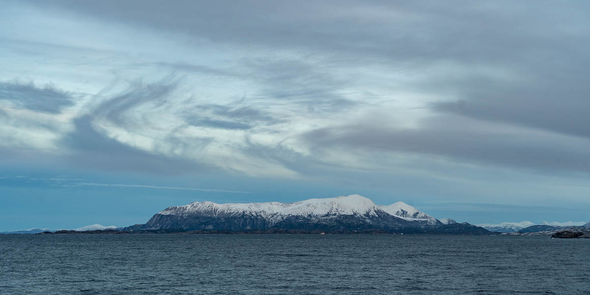 Près de Kristiansund : Tustna