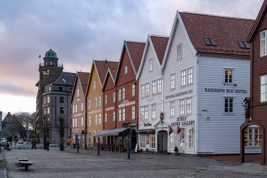 Bergen : entrepôts hanséatiques de Bryggen