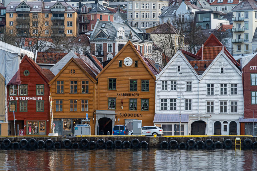 Bergen : entrepôts hanséatiques de Bryggen