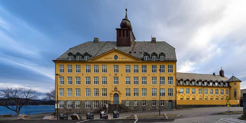 Ålesund : école  Aspøy