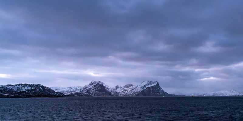 Telnestinden, 973 m