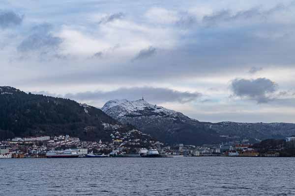 Bergen : port et mont Ulriken