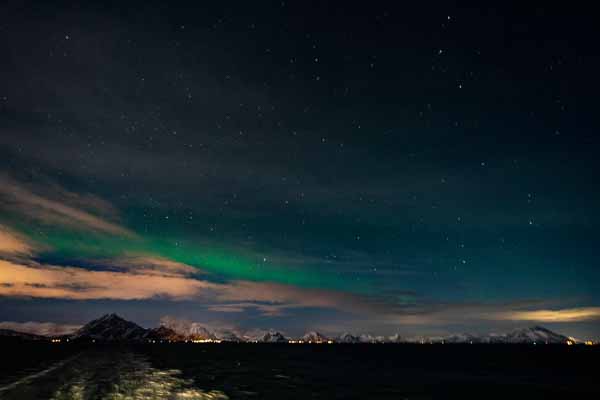 Aurore boréale sur les Lofoten