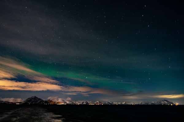 Aurore boréale sur les Lofoten