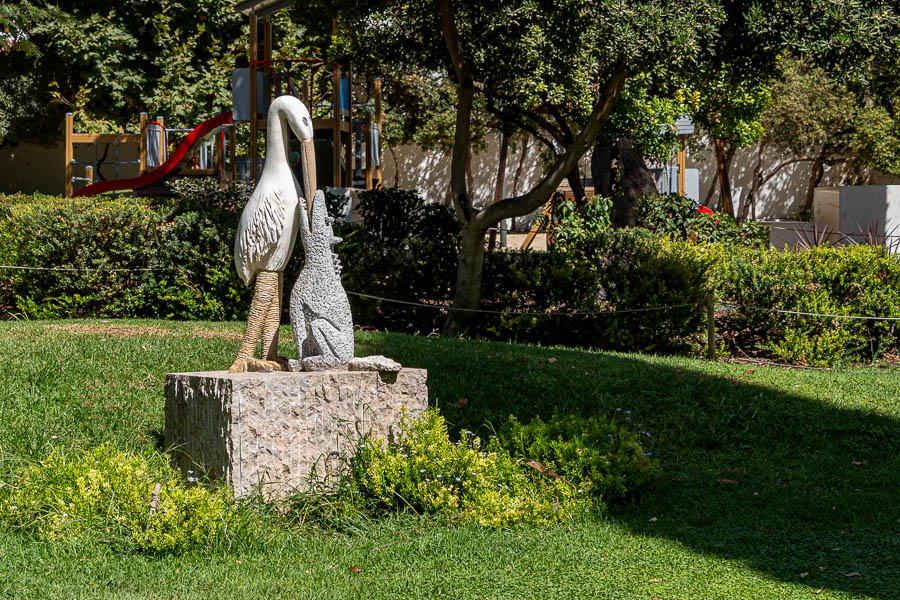 Faro, jardim da Alameda João de Deus : cigogne