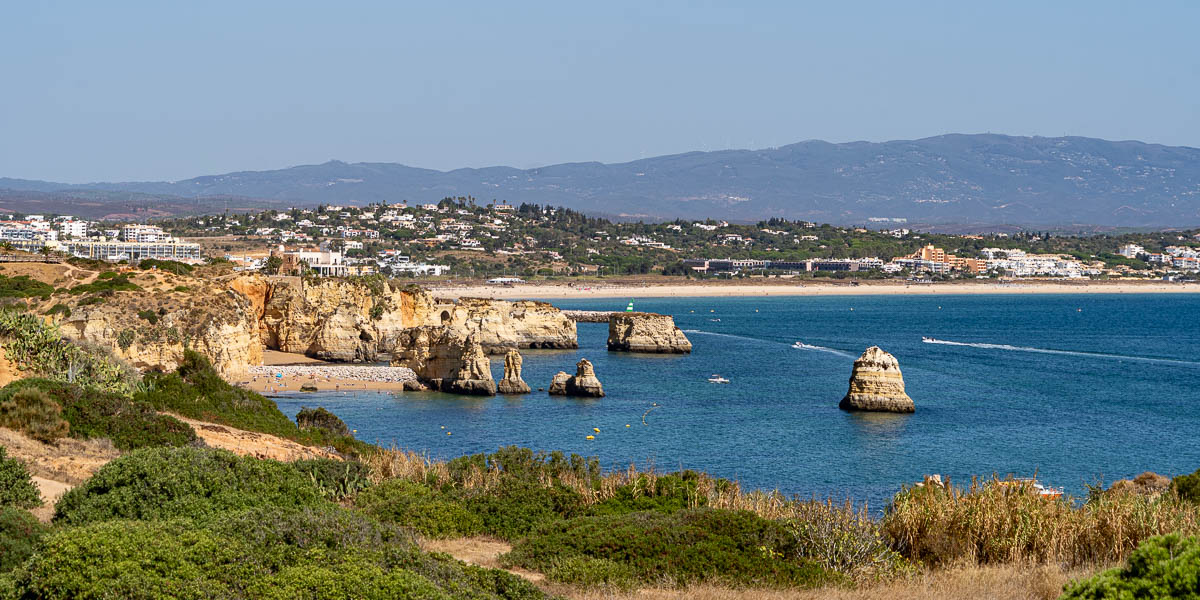 Lagos : falaises et plage