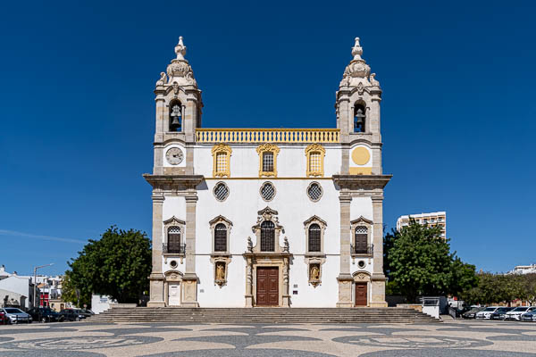 Faro : igreja da Ordem Terceira de Nossa Senhora do Monte do Carmo